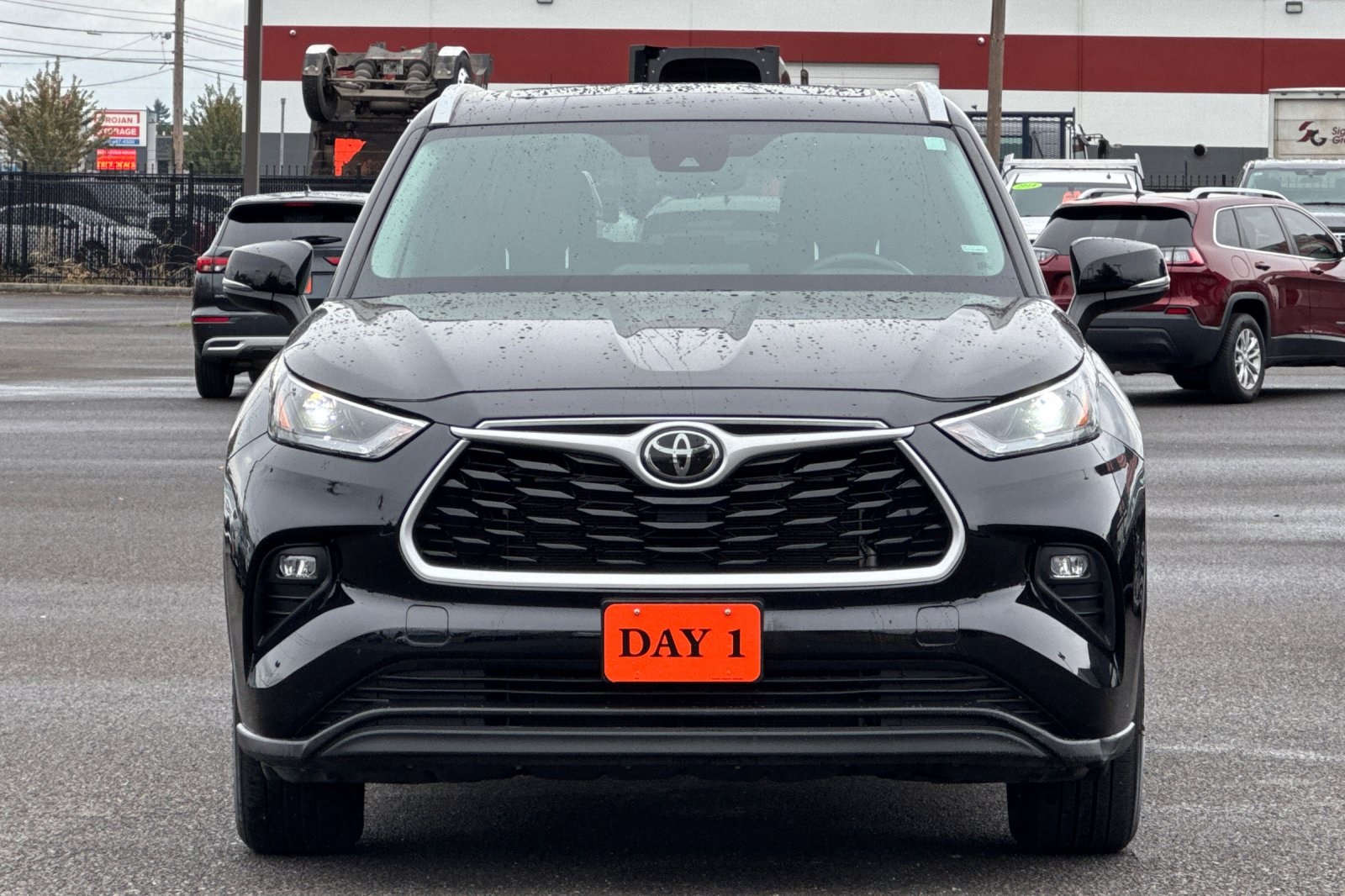 2024 Toyota Highlander XLE - Photo 11
