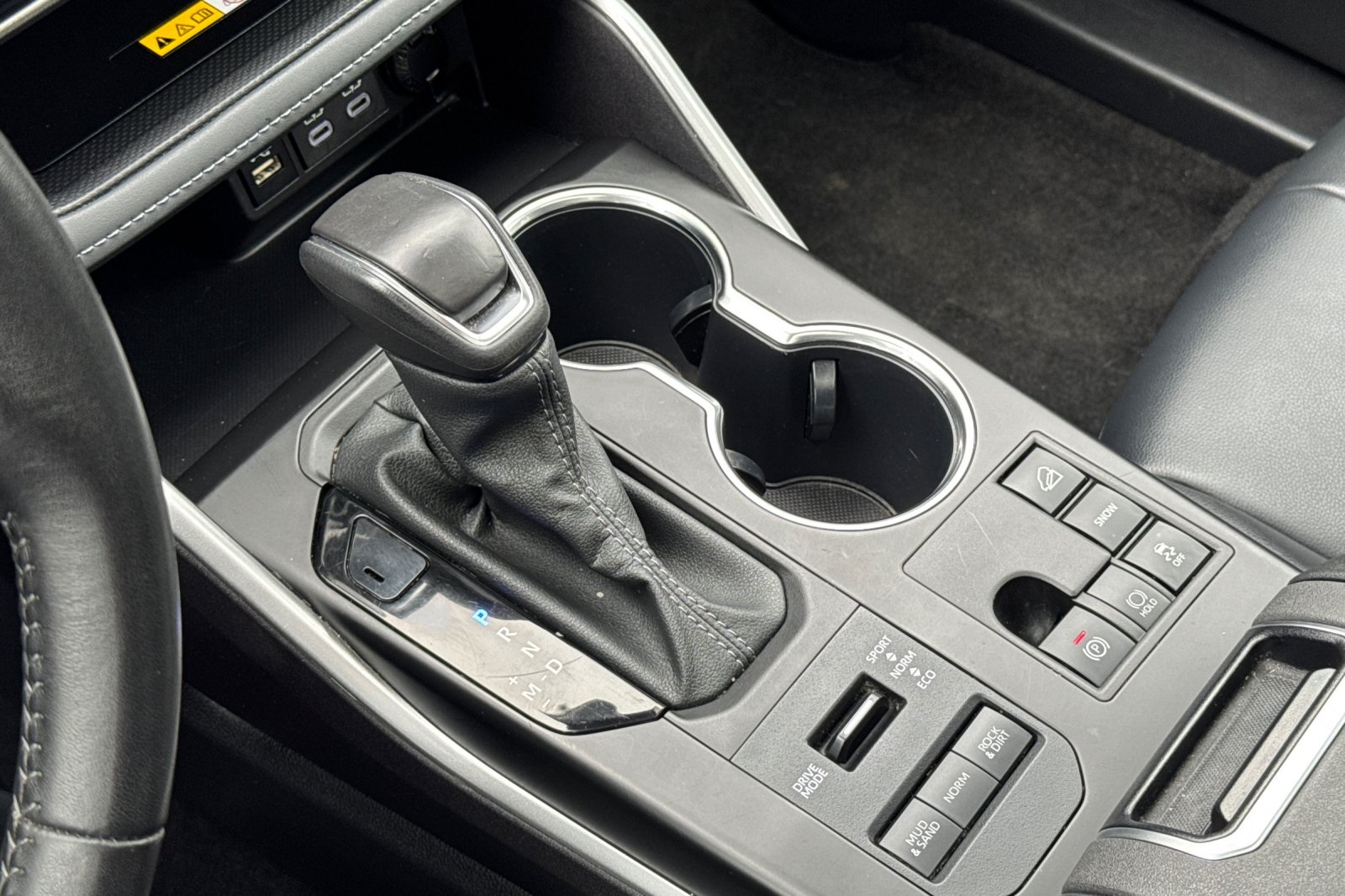 2024 Toyota Highlander XLE - Photo 24