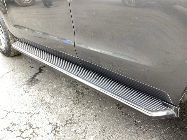 Used Car 2021 Ford Expedition  Xlt For Sale Under $35,000 In San Antonio, Texas