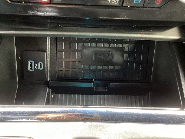 Used Car 2021 Ford Expedition  Xlt For Sale Under $35,000 In San Antonio, Texas