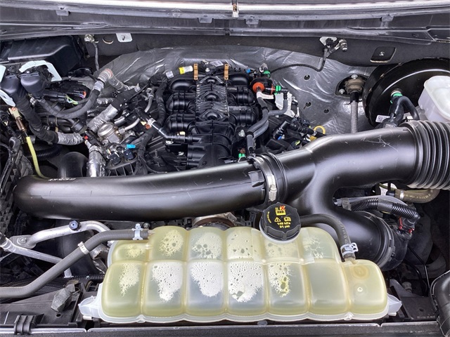 Used Car 2021 Ford Expedition  Xlt For Sale Under $35,000 In San Antonio, Texas