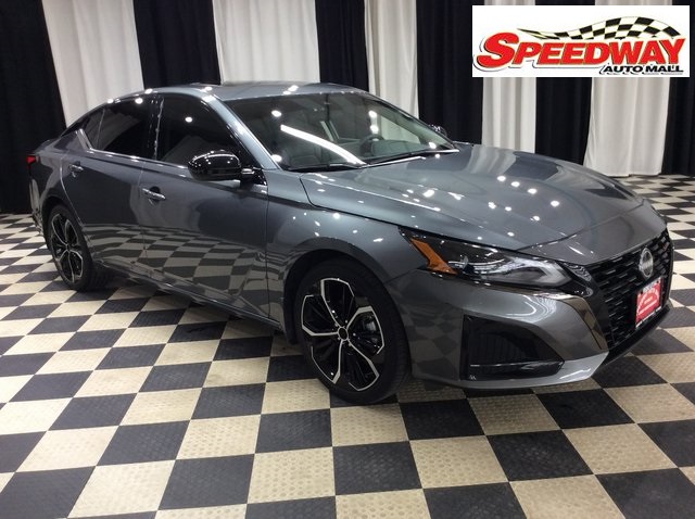 2023 Nissan Altima 2.5 SR's photo