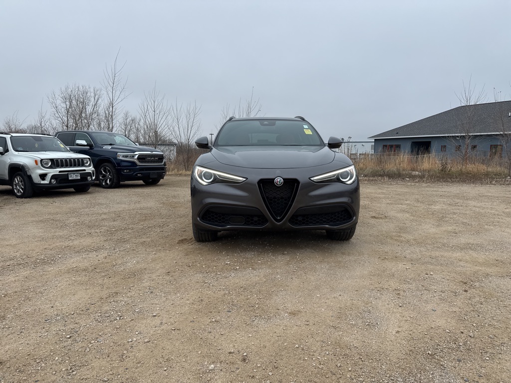 2022 Alfa Romeo Stelvio