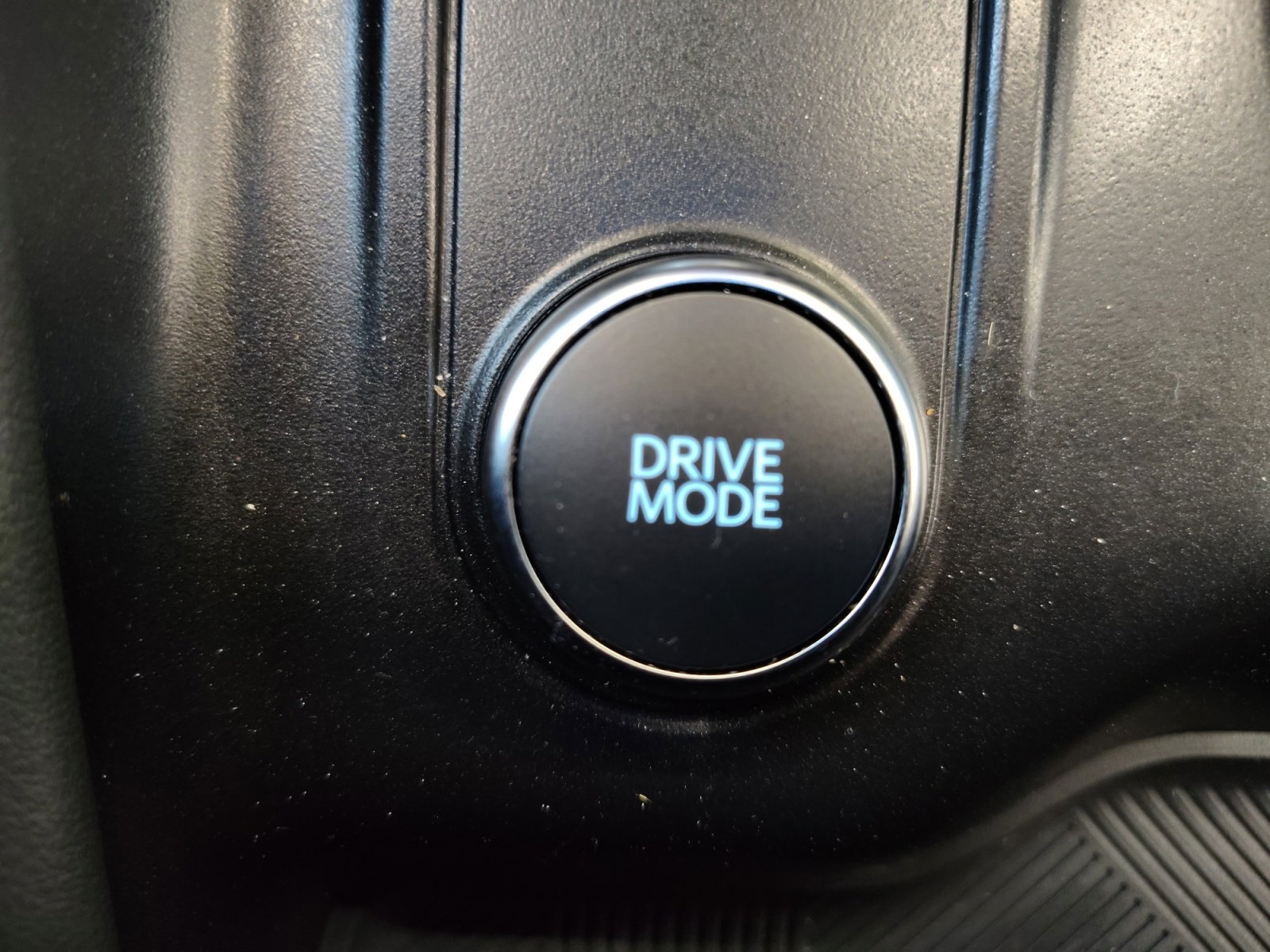 Used Car 2025 Ford Explorer  Active For Sale Under $35,000 In San Antonio, Texas