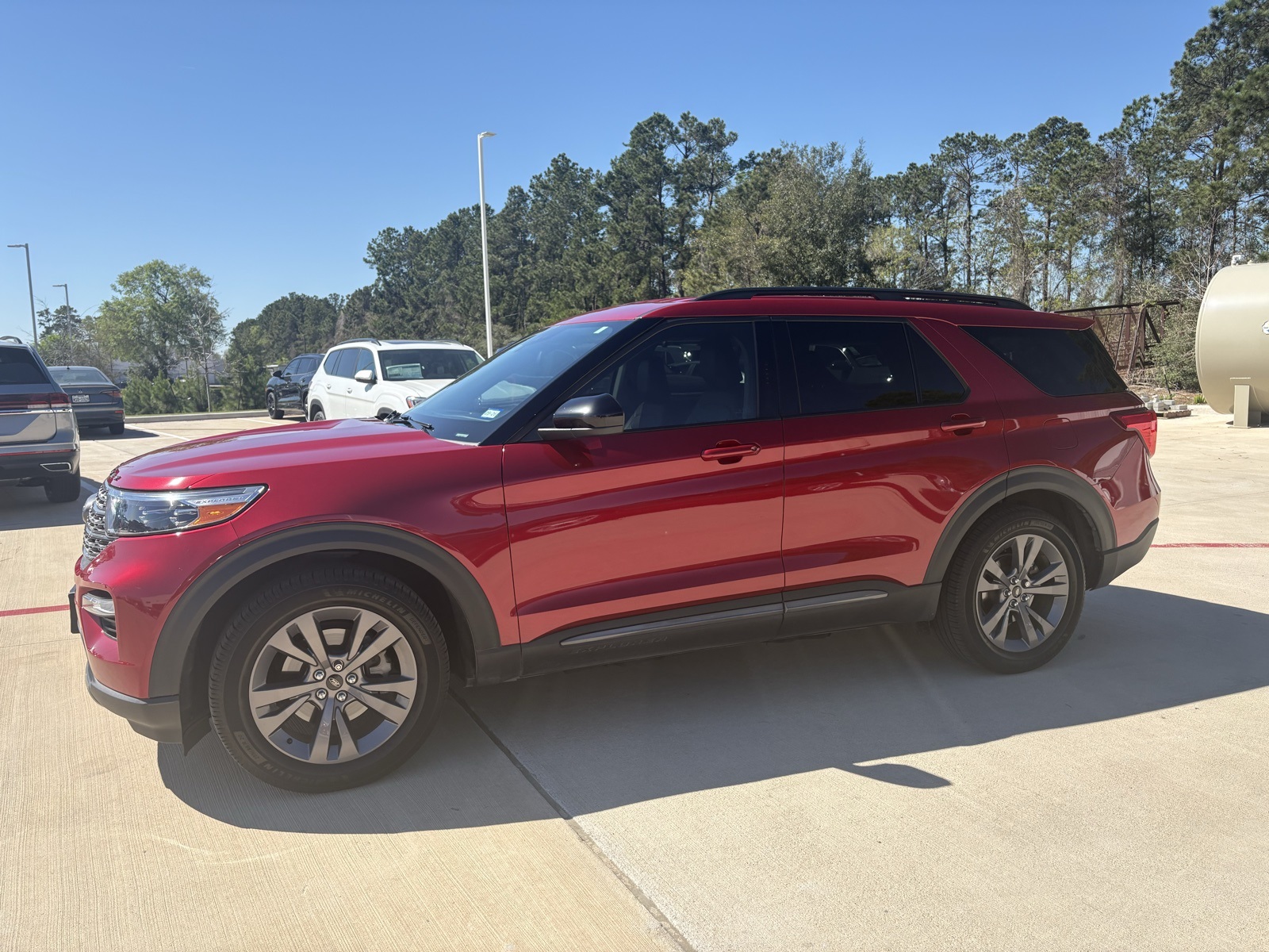 2023 Ford Explorer XLT RWD