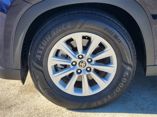 2025 Toyota Grand Highlander XLE  at Community Toyota