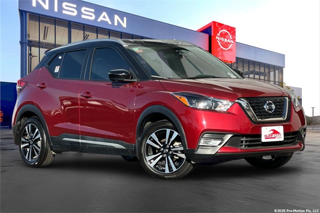 2019 Nissan Kicks SR