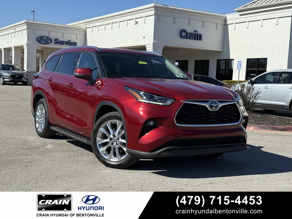 2022 Toyota Highlander Hybrid Limited FWD