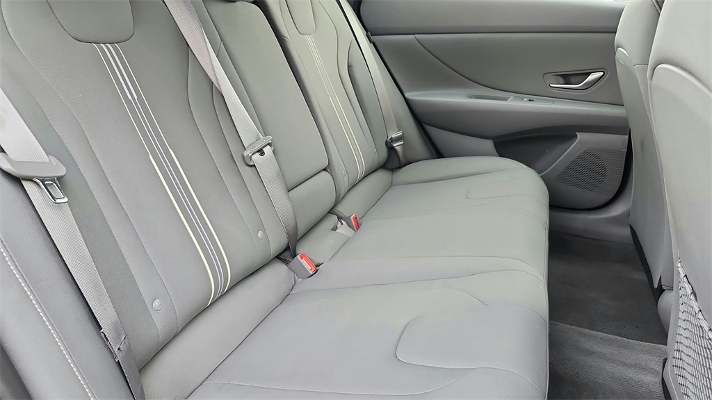 2025 Hyundai Elantra