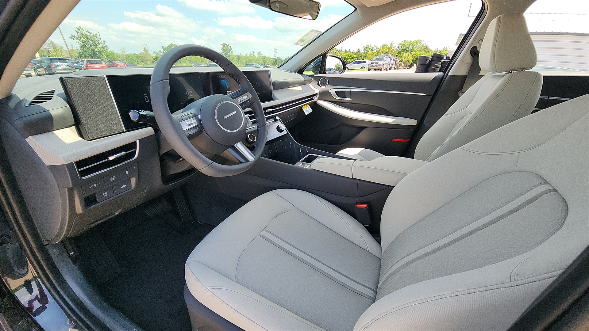 2025 Hyundai Sonata Hybrid SEL photo 3