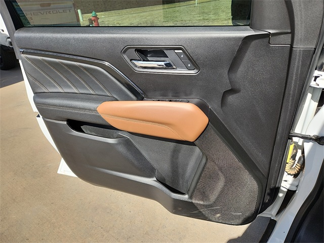 Used Car 2025 Gmc Canyon  At4 For Sale Under $50,000 In Plainview, Texas