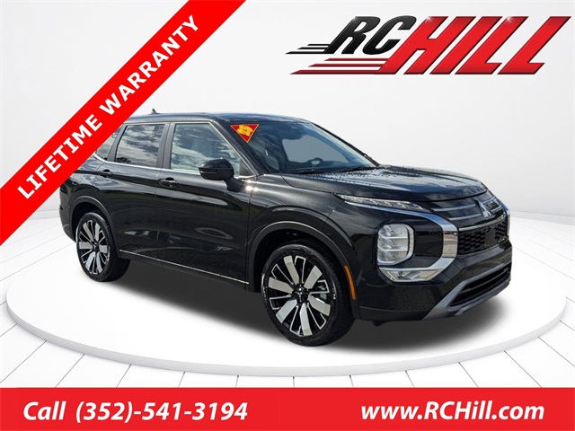 2025 Mitsubishi Outlander SE