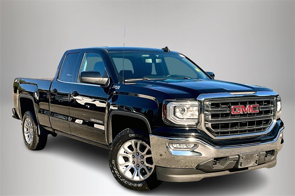2018 GMC Sierra 1500 SLE Double Cab 4WD