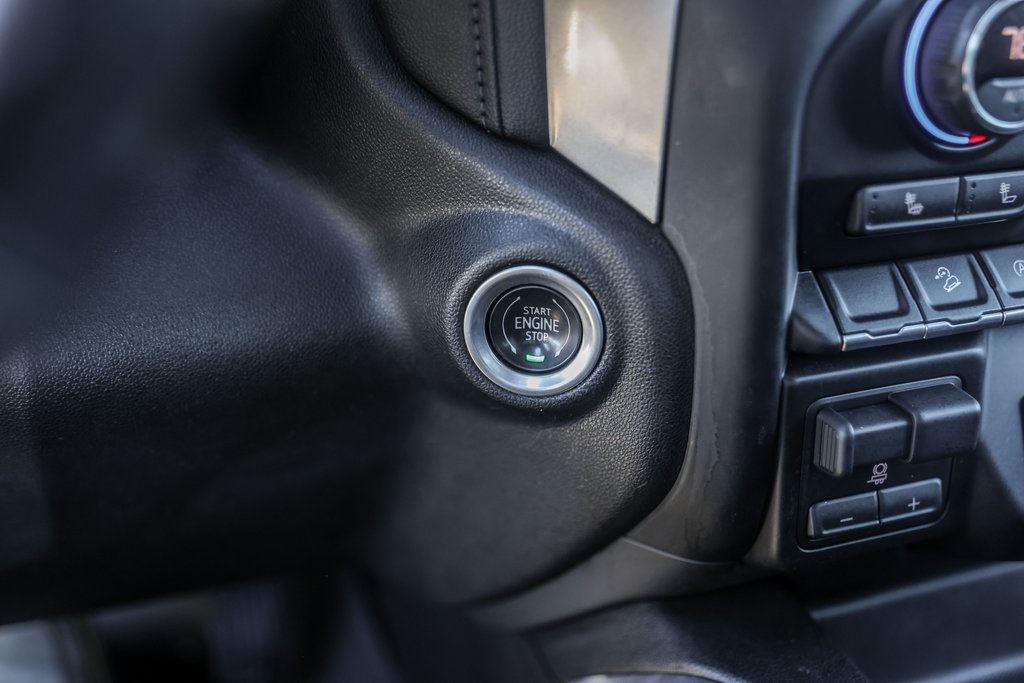 Used Car 2021 Chevrolet Silverado 1500  Lt Trail Boss For Sale Under $35,000 In Austin, Texas