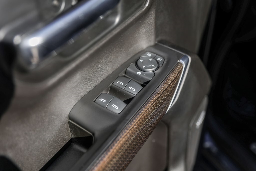 Used Car 2021 Chevrolet Silverado 1500  Lt Trail Boss For Sale Under $35,000 In Austin, Texas