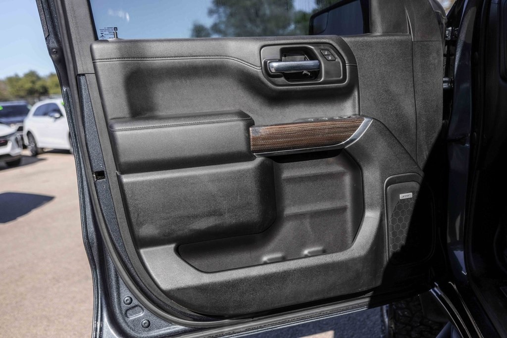 Used Car 2021 Chevrolet Silverado 1500  Lt Trail Boss For Sale Under $35,000 In Austin, Texas