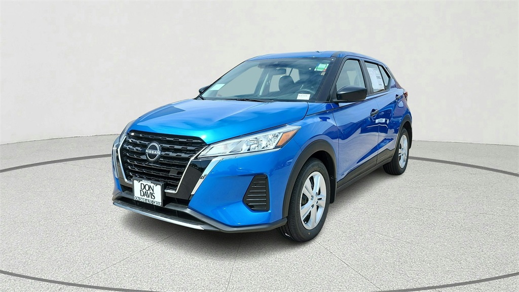 2025 Nissan Kicks Play