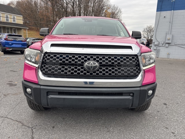 2018 Toyota Tundra SR5 photo 2