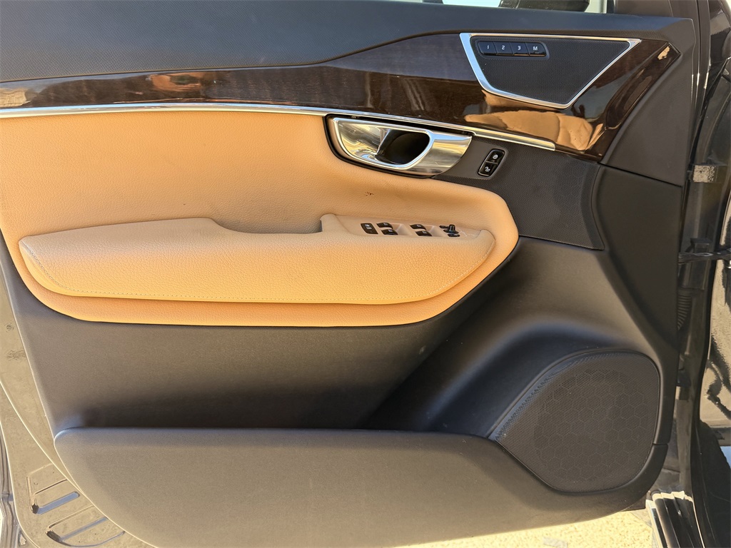 2016 Volvo XC90 T6 Momentum Black at DeMontrond Automotive Group