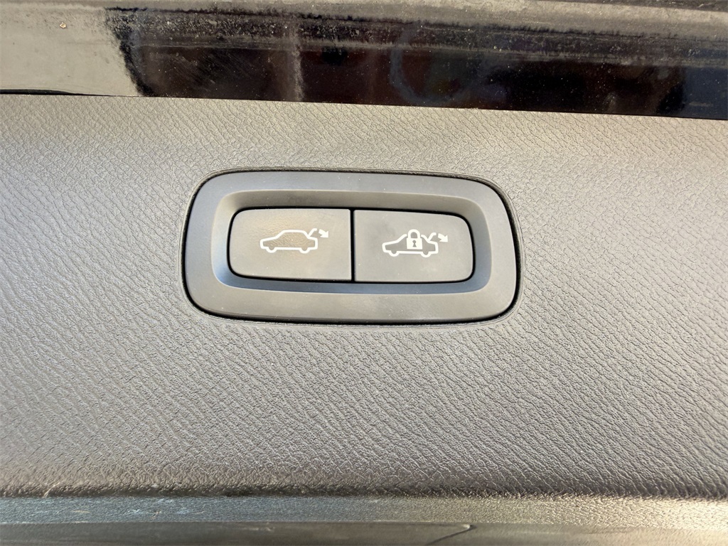 2016 Volvo XC90 T6 Momentum Black at DeMontrond Automotive Group