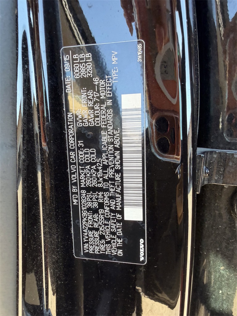 2016 Volvo XC90 T6 Momentum Black at DeMontrond Automotive Group