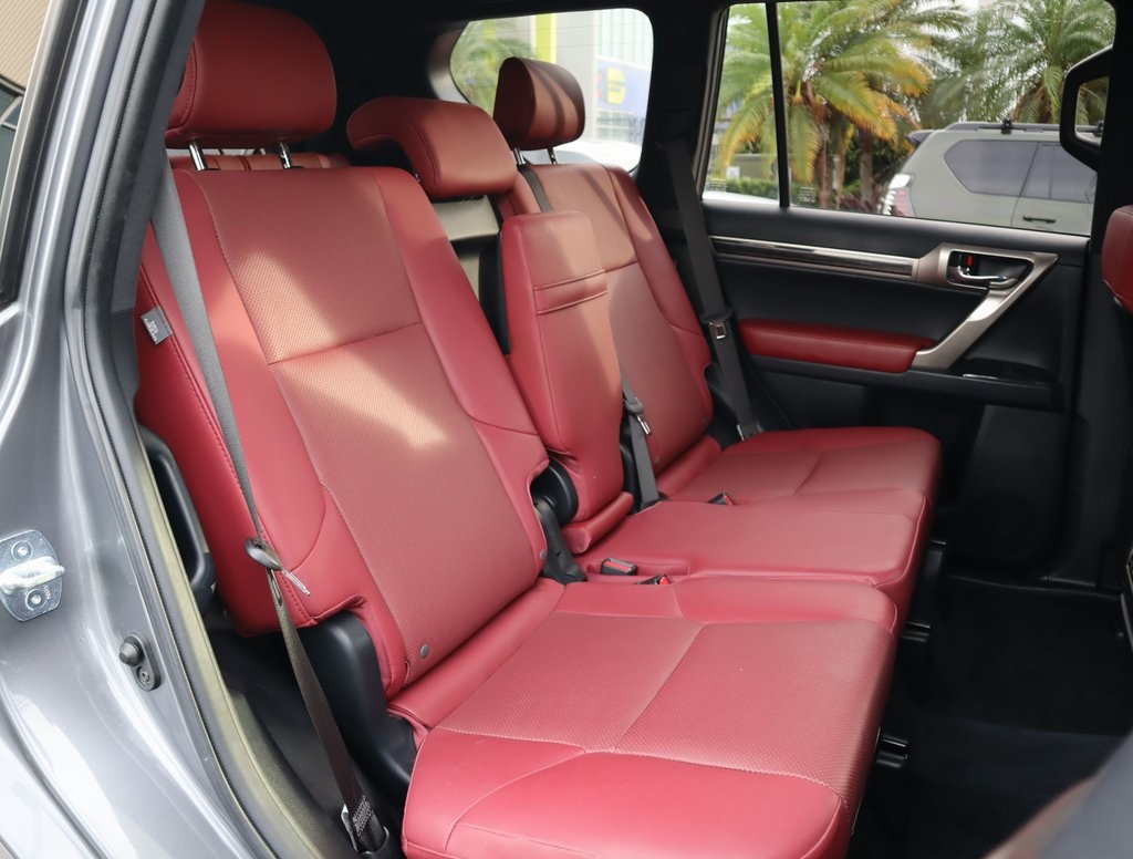 Thumbnail: 2021 Lexus GX - 31