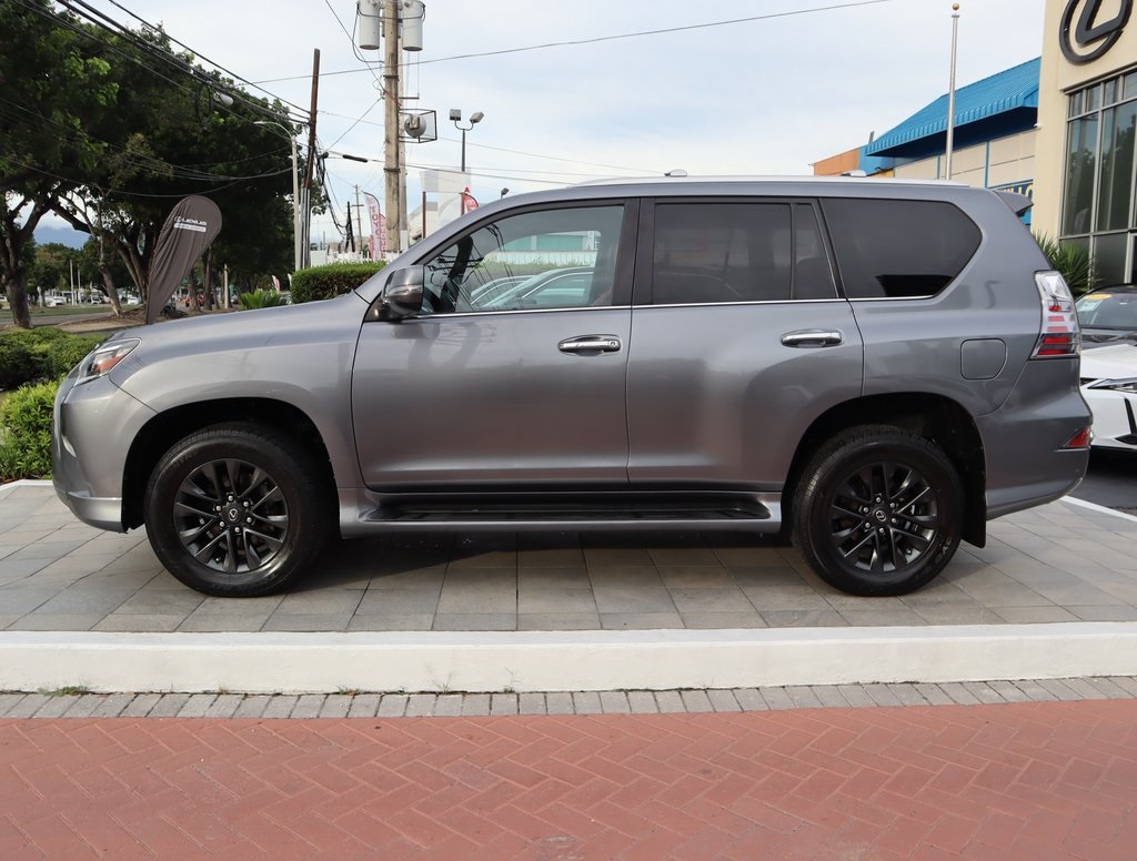 Thumbnail: 2021 Lexus GX - 8