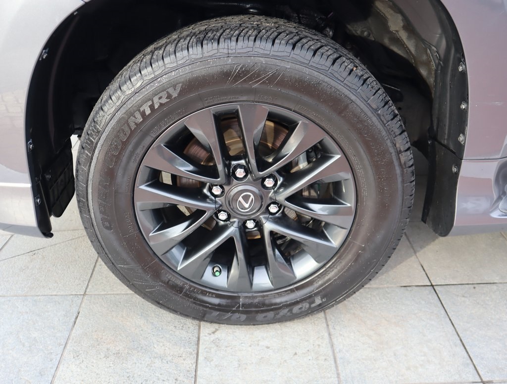 Thumbnail: 2021 Lexus GX - 9