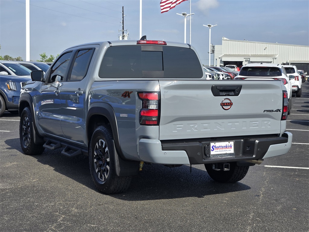 2023 Nissan Frontier PRO-4X - 6