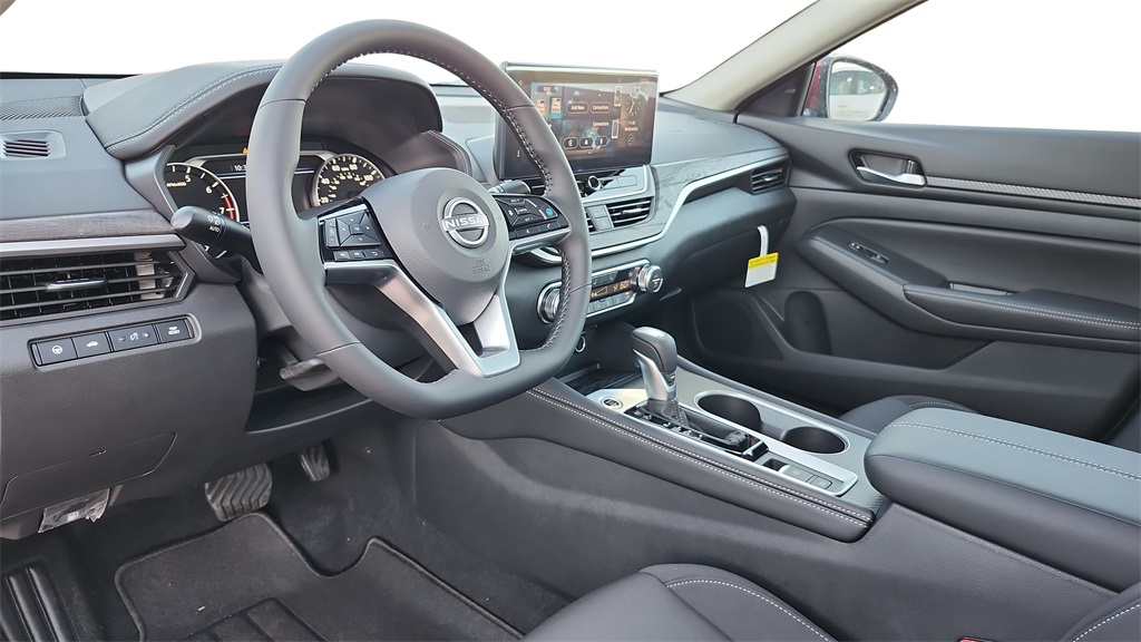 2025 Nissan Altima