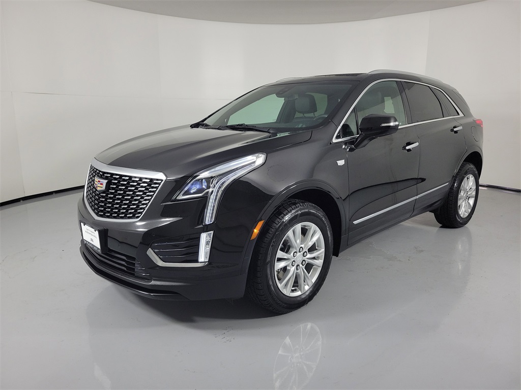 2023 Cadillac XT5 Luxury Black at Tom Peacock Cadillac