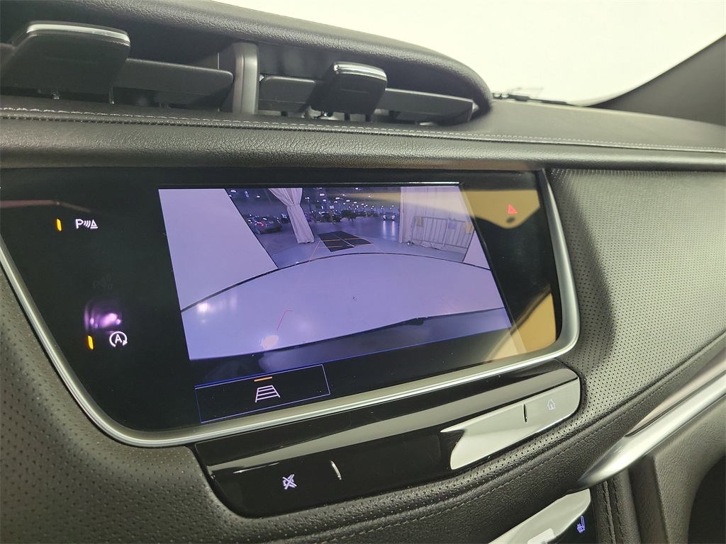 2023 Cadillac XT5 Luxury Black at Tom Peacock Cadillac