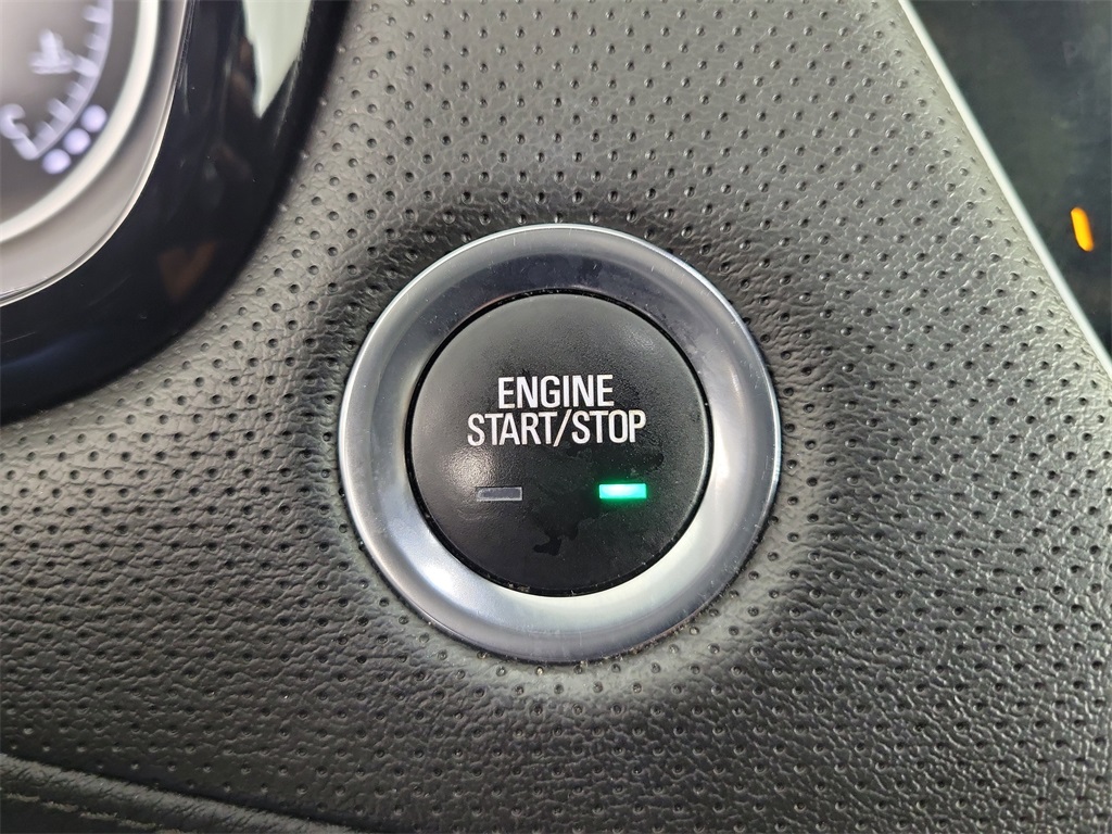 2023 Cadillac XT5 Luxury Black at Tom Peacock Cadillac