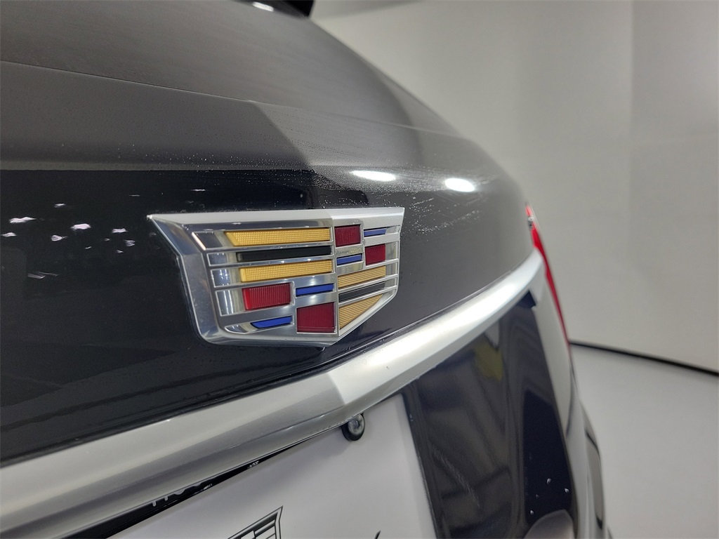 2023 Cadillac XT5 Luxury Black at Tom Peacock Cadillac