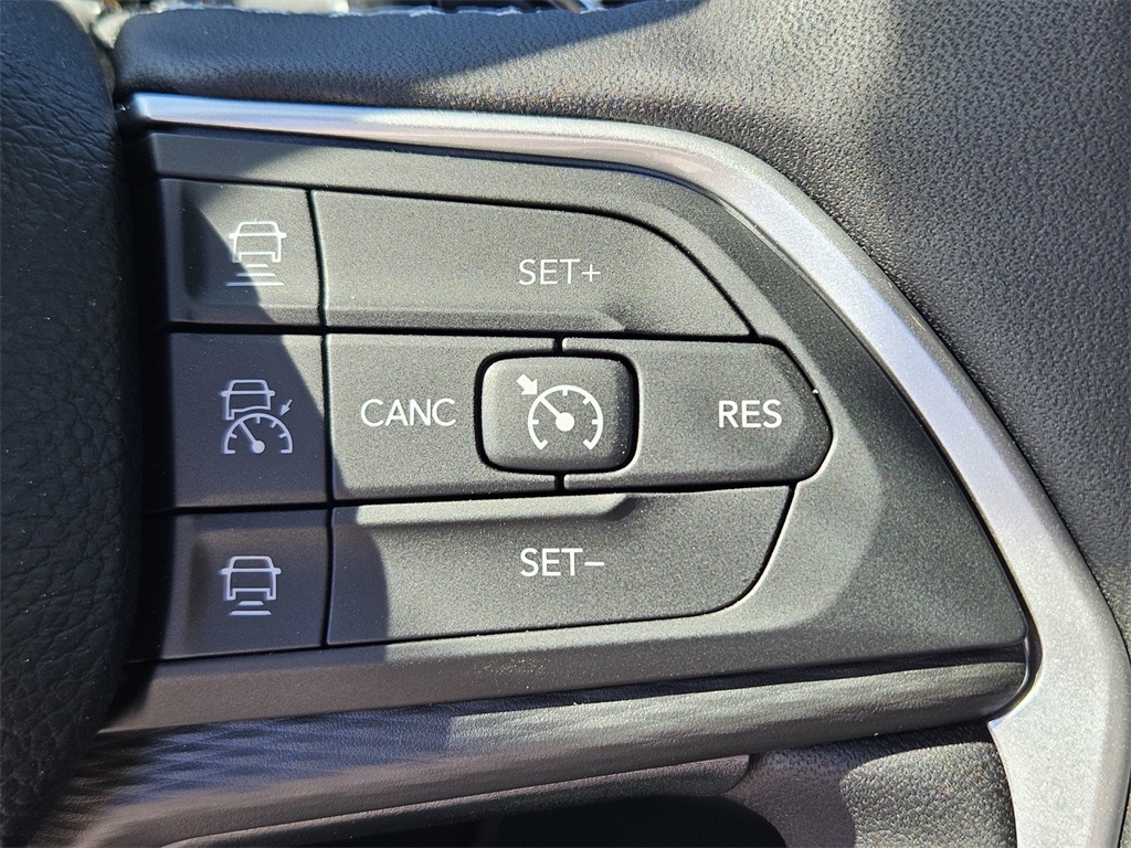 New Car 2025 Jeep Grand Cherokee  Altitude For Sale Under $40,000 In San Marcos, Texas