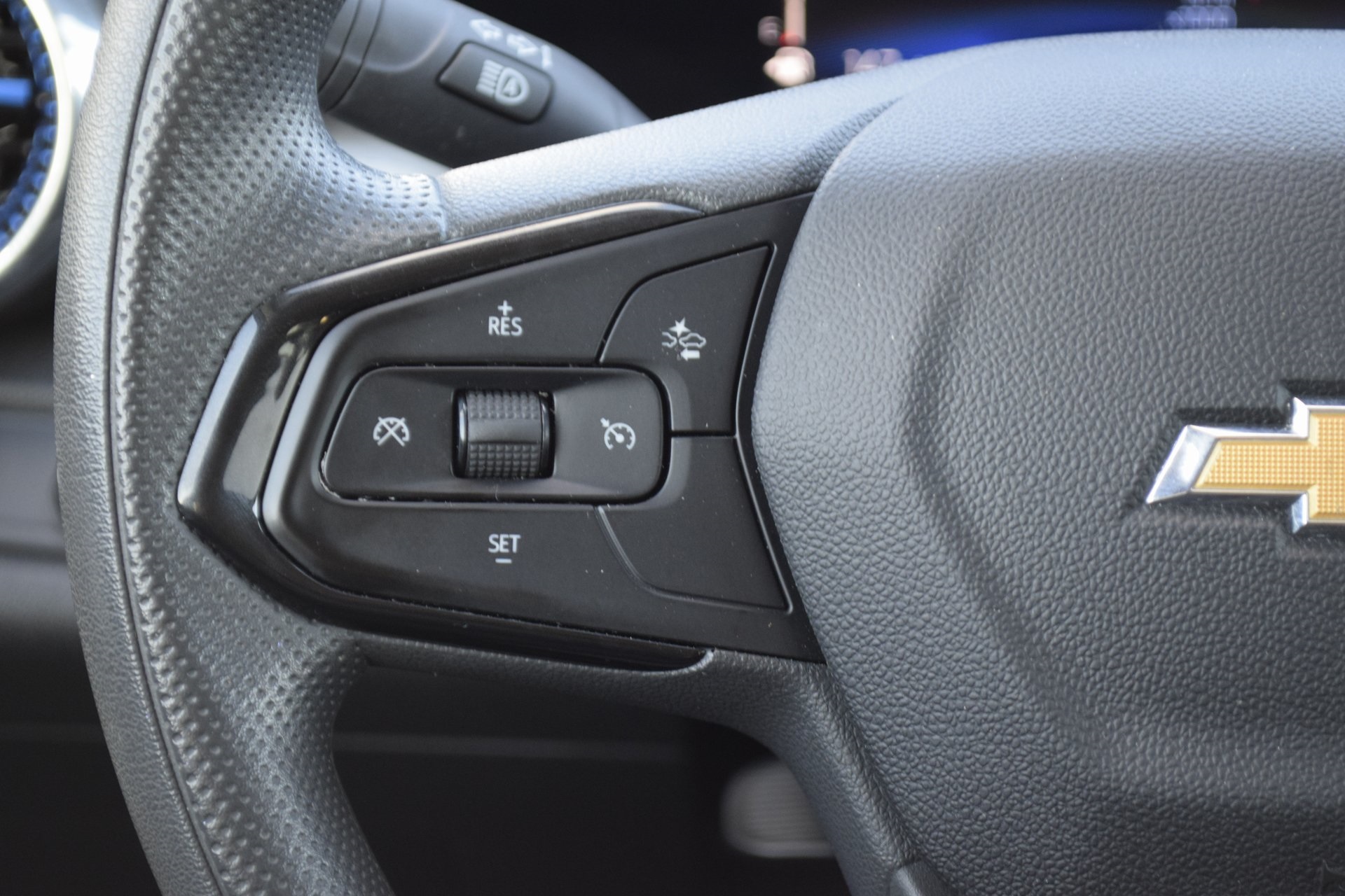 2025 Chevrolet Trax LT - 11