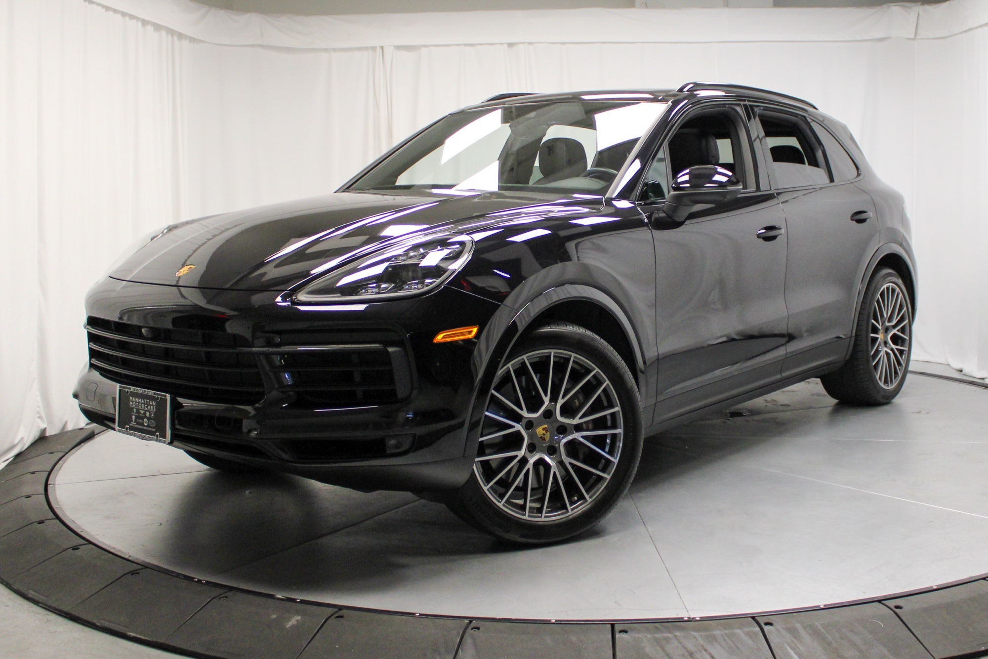 /2022 Porsche Cayenne