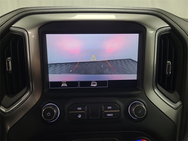 2021 – Chevrolet – Silverado 1500