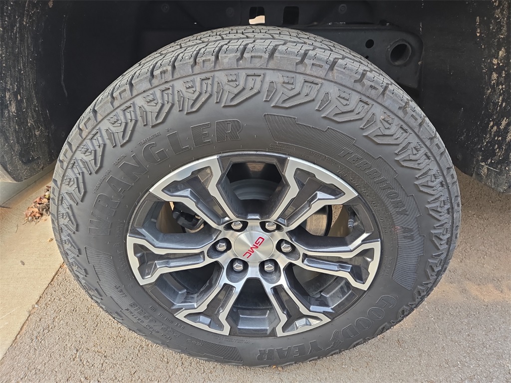 Used 2025 GMC Canyon For Sale in Farmington, AR