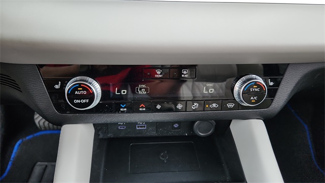 2024 Mitsubishi Outlander PHEV