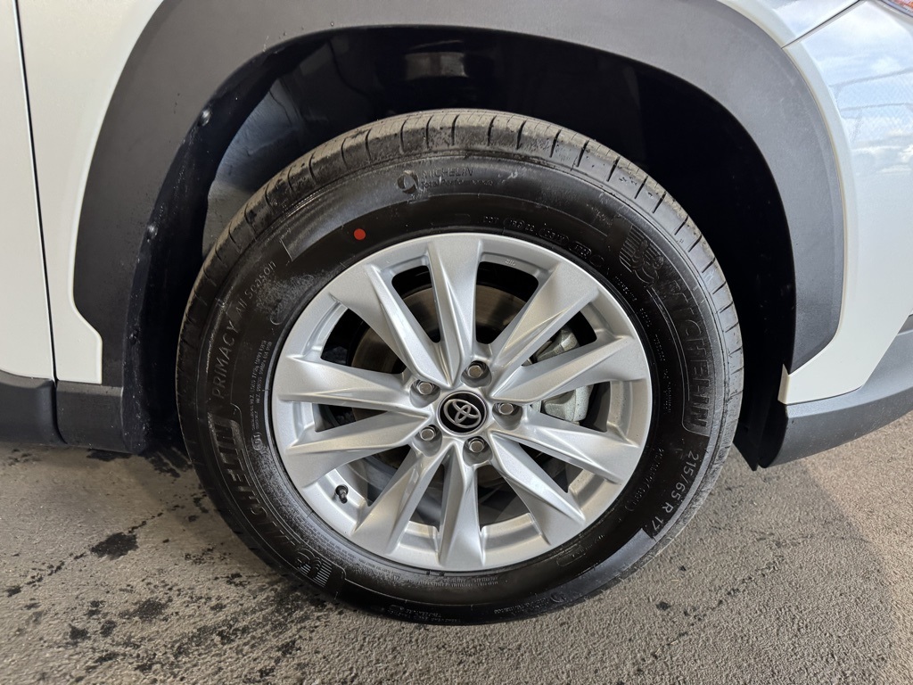 Thumbnail: 2026 Toyota Corolla Cross - 10