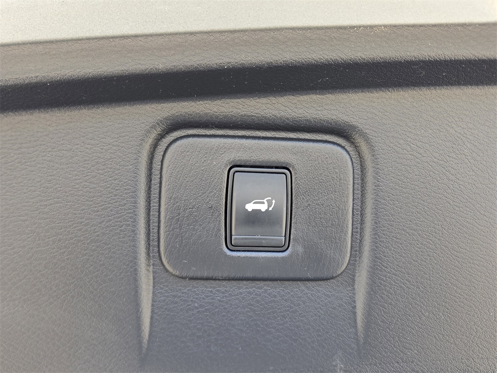 2015 Nissan Murano Platinum Silver at Legacy Ford