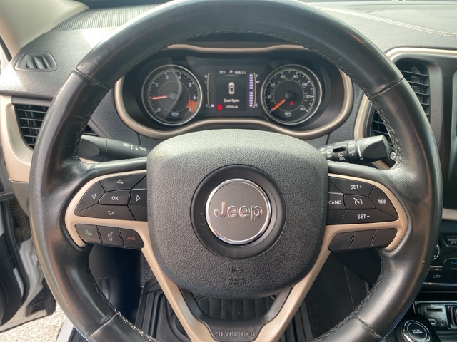 Used Car 2015 Jeep Cherokee  Latitude For Sale Under $10,000 In San Antonio, Texas