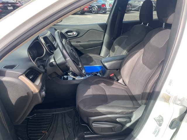 Used Car 2015 Jeep Cherokee  Latitude For Sale Under $10,000 In San Antonio, Texas