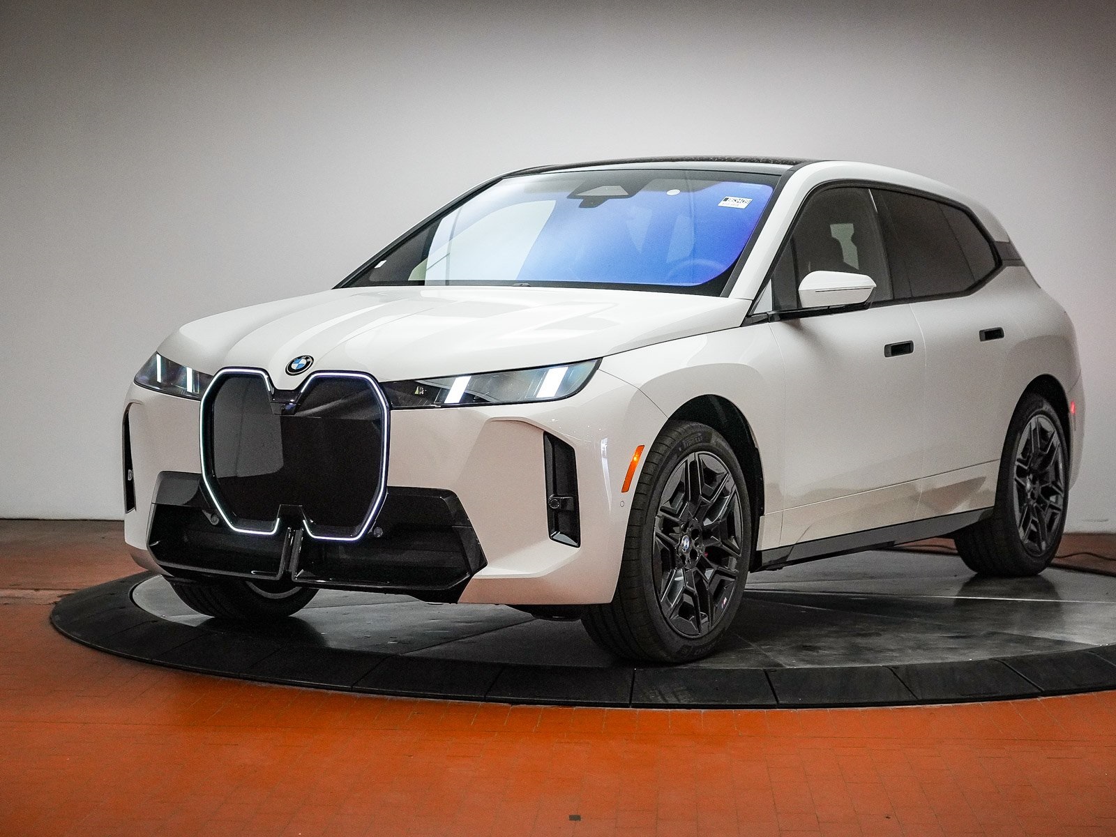 2026 BMW iX xDrive45