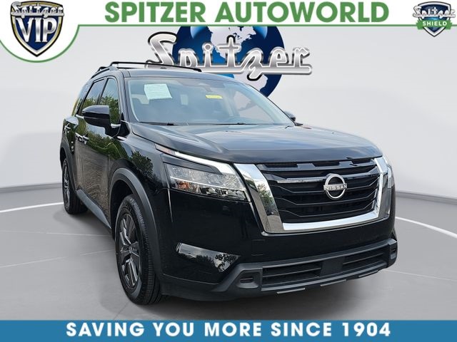 Super Black 2022 Nissan Pathfinder SV 4WD SUV / Crossover All-Wheel Drive 9-Speed Automatic
