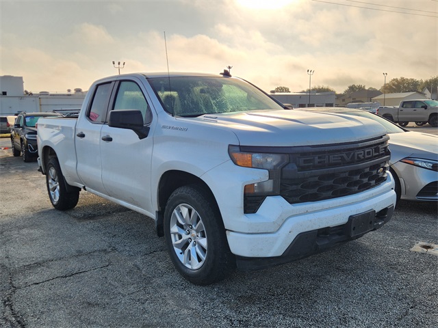 2025 Chevrolet Silverado 1500 Custom White at Traditions Chevrolet
