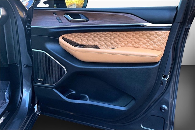 Used 2023 Jeep Grand Cherokee For Sale in Gloucester, MA