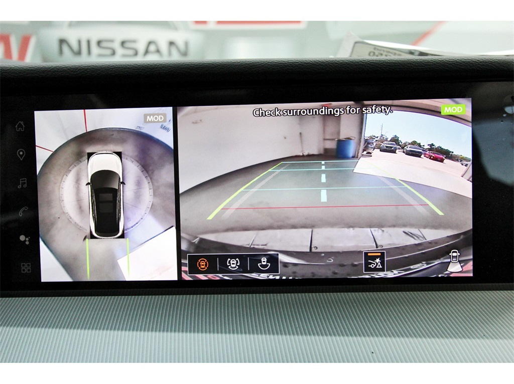 2026 Nissan Murano SL White at Central Houston Nissan