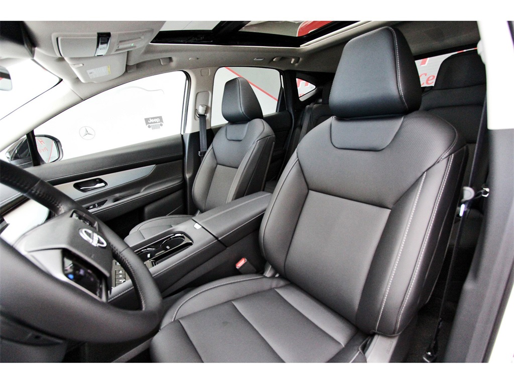 2026 Nissan Murano SL White at Central Houston Nissan